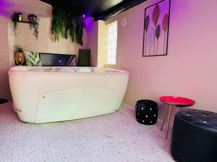 马赛13 Nuances De Grey Jacuzzi别墅 外观 照片